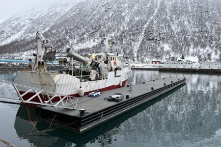 Brødrene Karlsen Husøya NOFI Flytekai